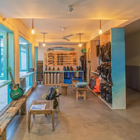 Getaway Divers Lodge